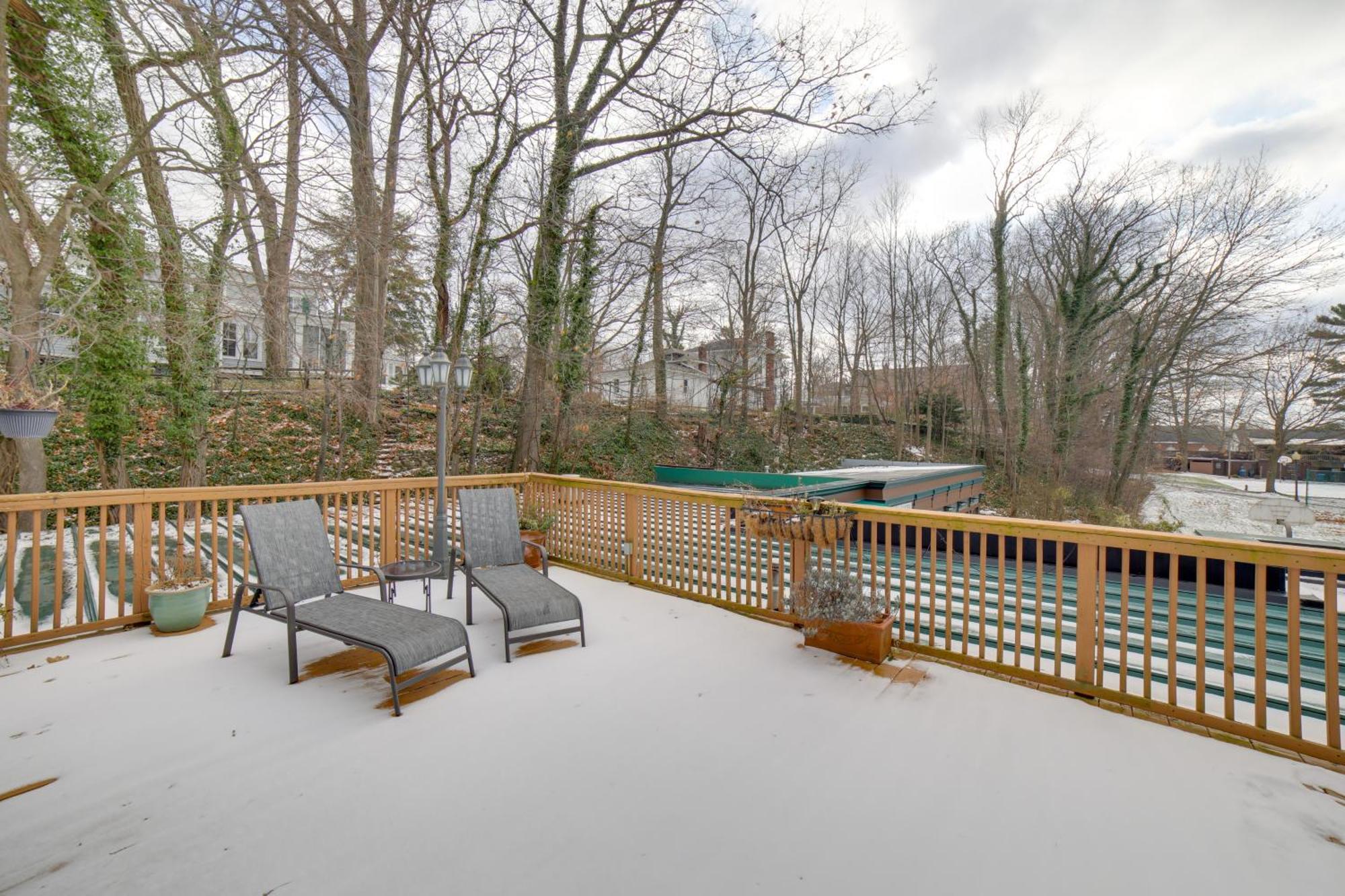 Charming Saugatuck Condo With Private Deck And Grill! Exterior photo